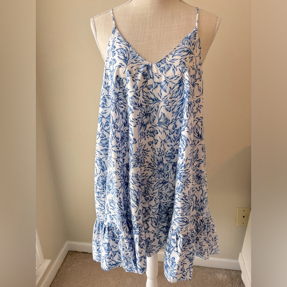 Olivaceous babydoll mini dress with spaghetti straps -size Medium - NWT - Picture 2 of 9